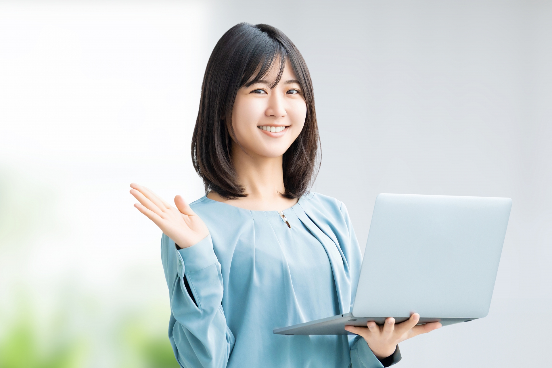 女性　会社員