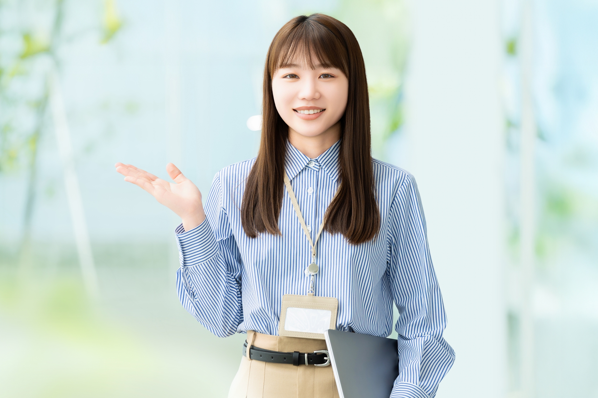 女性社員