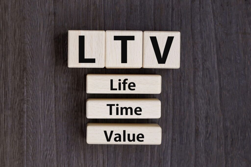 LTV向上のための施策10選｜押さえるべきポイント・LTVが伸びない企業の課題まで